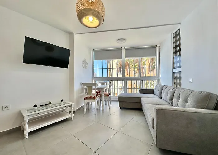 Torres De Yomely - M2c * 美洲海滩