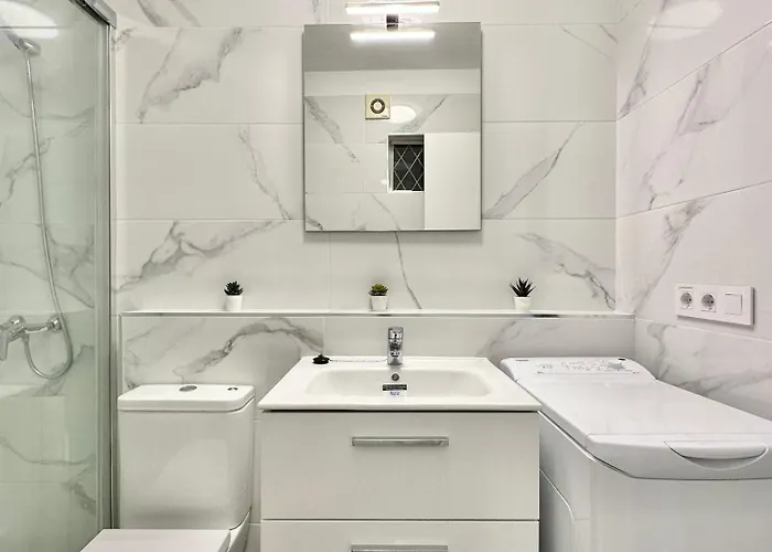 Torres De Yomely - M2c 美洲海滩