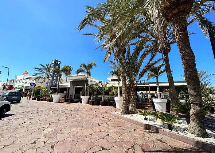 Torres De Yomely - M2c Apartment